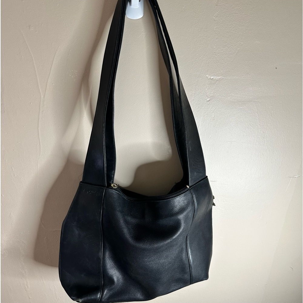 Fossil Navy Blue leather shoulder bag.